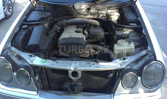 Mercedes E 230 1997, 235,000 km - 2.3 l - Sumqayıt