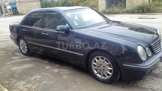 Mercedes E 240 2000, 186,000 km - 2.0 l - Ağdaş