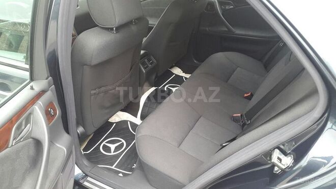 Mercedes E 240 2000, 186,000 km - 2.0 l - Ağdaş