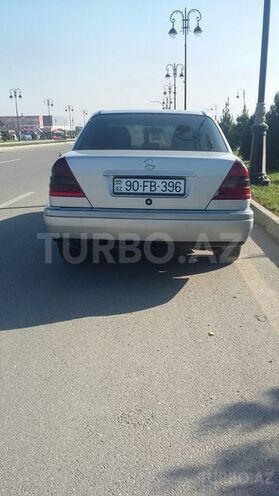 Mercedes C 220 1997, 185,000 km - 2.2 l - Bakı