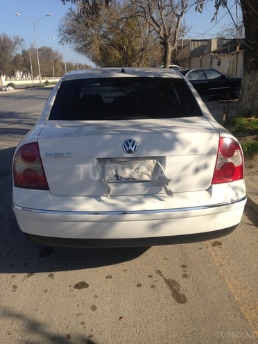 Volkswagen Passat 2003, 170,000 km - 1.8 л - Sumqayıt