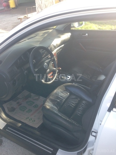 Volkswagen Passat 2003, 170,000 km - 1.8 л - Sumqayıt