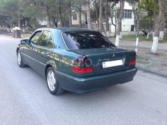 Mercedes C 200 1994, 261,000 km - 2.0 l - Xırdalan
