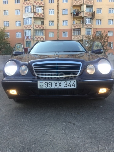 Mercedes E 240 2000, 179,000 km - 2.6 l - Sumqayıt