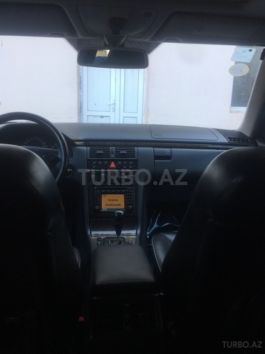 Mercedes E 240 2000, 179,000 km - 2.6 l - Sumqayıt