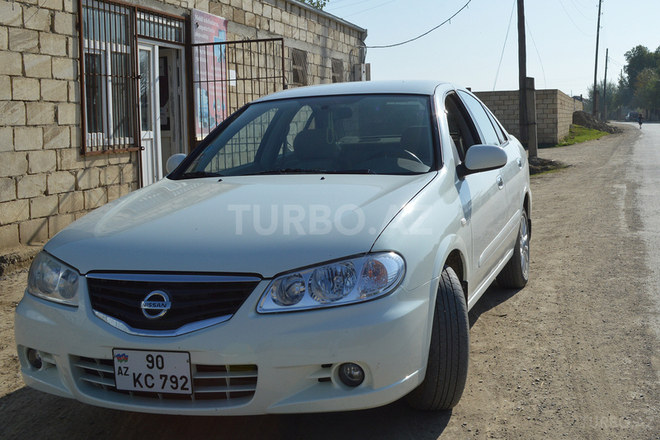 Nissan Sunny 2010, 102,000 km - 1.6 l - Bakı