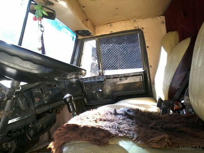 KamAz 43101 1991, 190,000 km - 1.1 l - Lerik