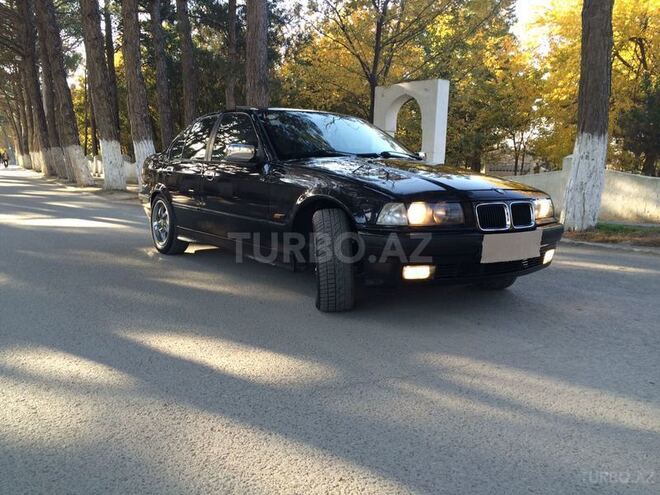 BMW 320 1996, 242,000 km - 2.0 l - Sumqayıt