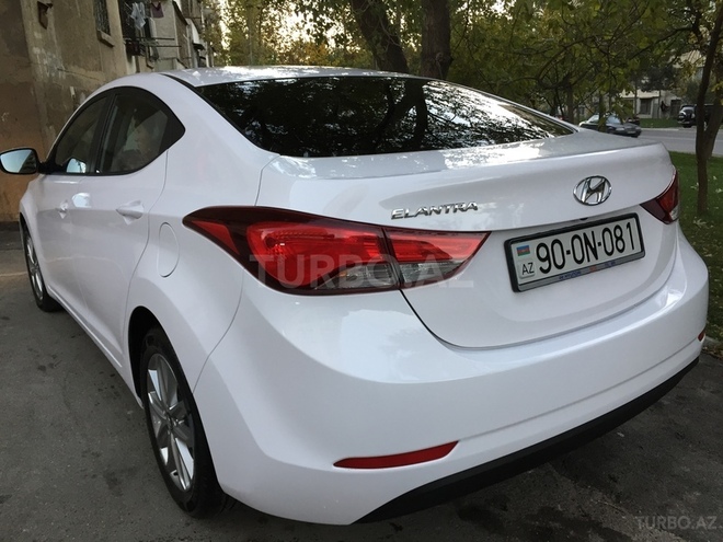 Hyundai Elantra 2015, 6,300 km - 1.6 l - Bakı