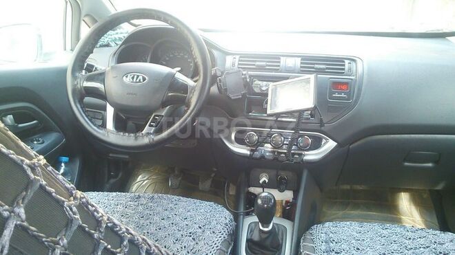Kia Rio 2012, 130,500 km - 1.4 л - Bakı