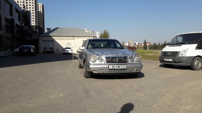 Mercedes E 320 1998, 253,000 km - 3.2 л - Bakı