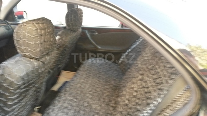 Mercedes E 270 1999, 250,000 km - 2.7 l - Bakı