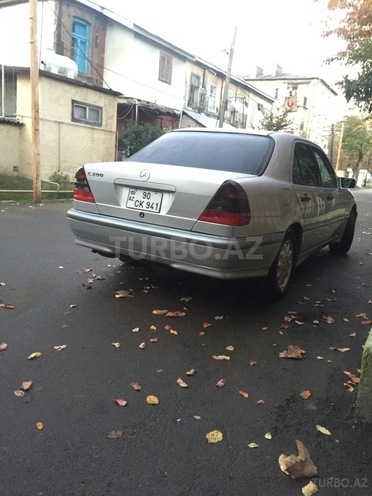Mercedes C 200 2000, 180,000 km - 2.0 л - Lənkəran