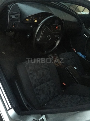 Mercedes C 200 2000, 180,000 km - 2.0 л - Lənkəran