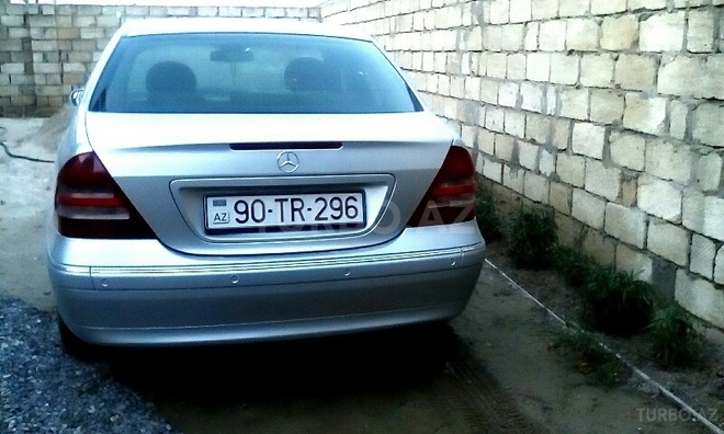 Mercedes C 200 2001, 254,000 km - 2.0 л - Bakı