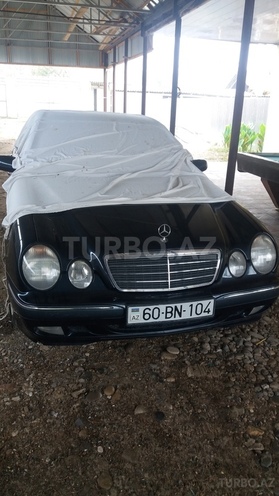Mercedes E 240 1999, 192,647 km - 2.4 l - Beyləqan