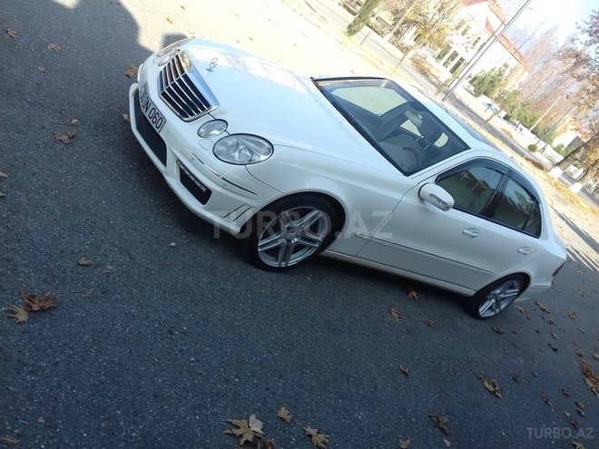 Mercedes E 350 2006, 129,950 km - 3.5 l - İsmayıllı