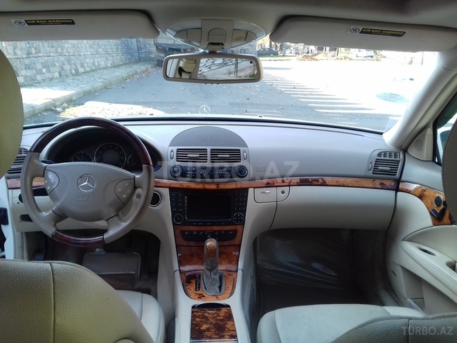 Mercedes E 350 2006, 129,950 km - 3.5 l - İsmayıllı