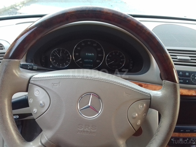 Mercedes E 350 2006, 129,950 km - 3.5 l - İsmayıllı