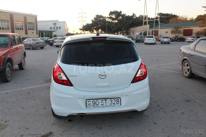 Opel Corsa 2013, 67,000 km - 1.4 л - Bakı