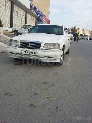 Mercedes C 220 1995, 220,000 km - 2.2 l - Bakı