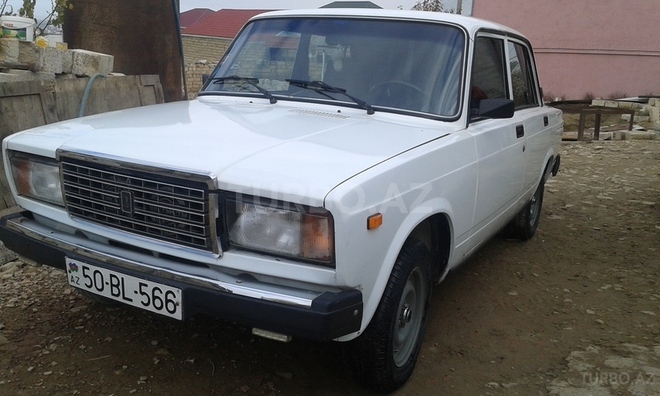 LADA (VAZ) 2107 1999, 136,000 km - 1.6 л - Bakı