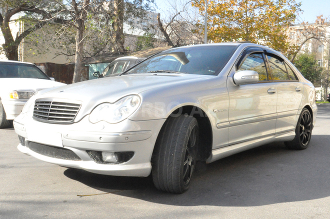 Mercedes C 32 AMG 2004, 226,500 km - 3.2 l - Bakı