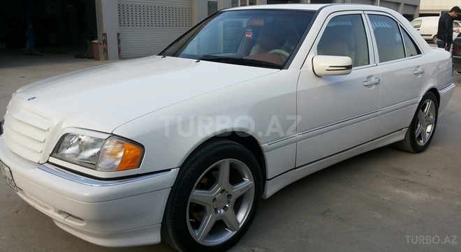 Mercedes C 230 2000, 157,686 km - 2.3 l - Bakı
