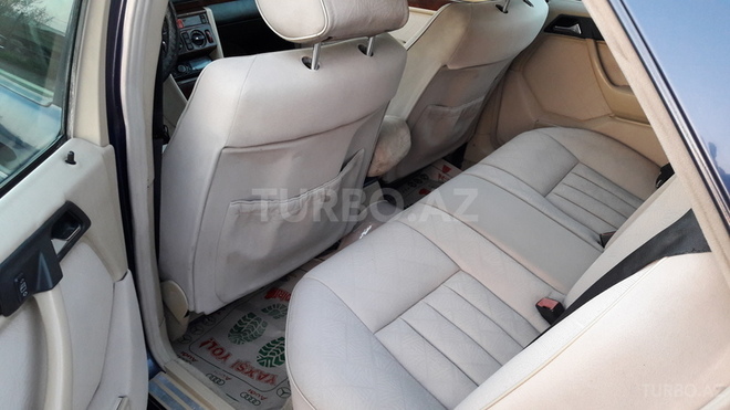 Mercedes E 220 1995, 25,000 km - 2.2 л - Sumqayıt
