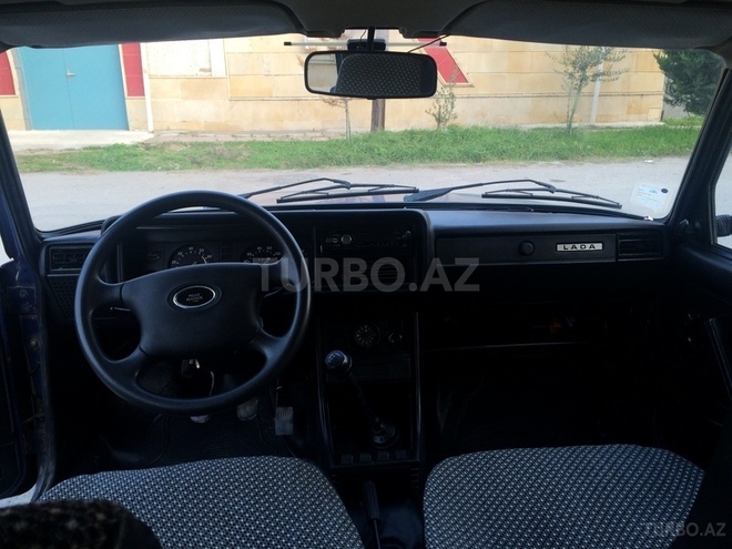 LADA (VAZ) 2107 2004, 162,000 km - 1.6 л - Salyan