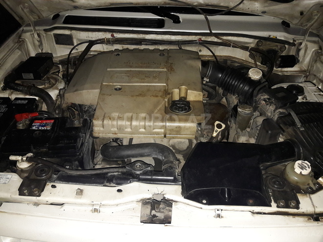 Mitsubishi Pajero io 2000, 167,000 km - 2.0 l - Bakı