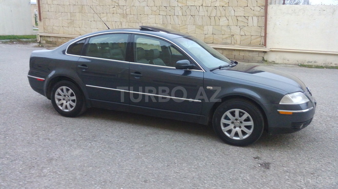 Volkswagen Passat 2002, 131,000 km - 1.8 l - Bakı