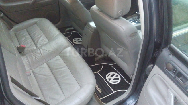 Volkswagen Passat 2002, 131,000 km - 1.8 l - Bakı