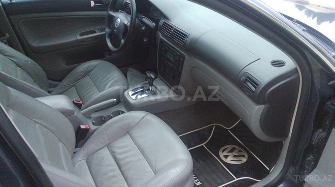 Volkswagen Passat 2002, 131,000 km - 1.8 l - Bakı