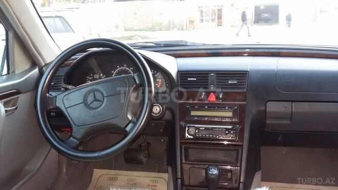 Mercedes C 230 1996, 225,000 km - 2.3 l - Bakı