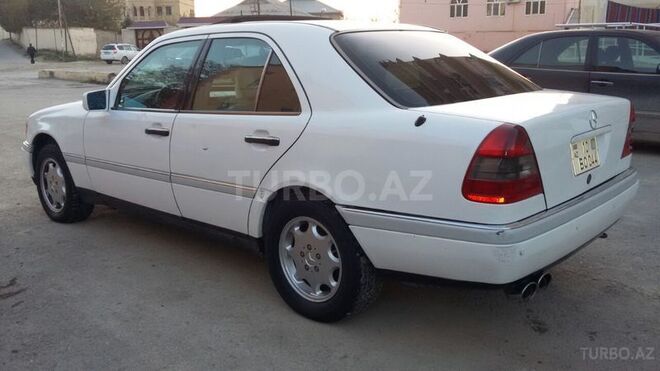 Mercedes C 230 1996, 225,000 km - 2.3 l - Bakı