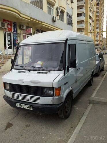 Mercedes 208 D 1995, 755,000 km - 2.3 л - Bakı