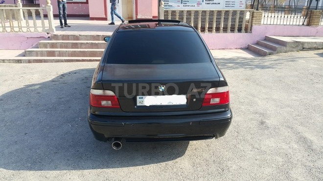 BMW 530 2002, 294,000 km - 3.0 l - Sumqayıt