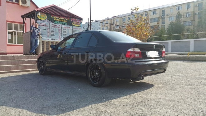 BMW 530 2002, 294,000 km - 3.0 l - Sumqayıt