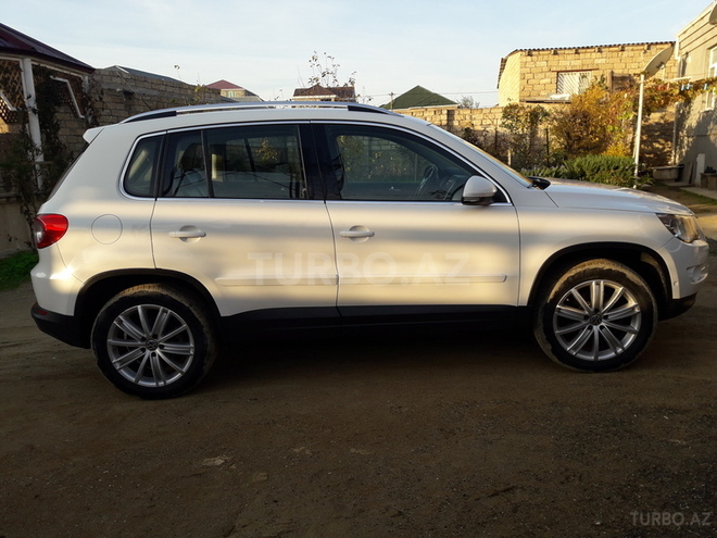 Volkswagen Tiguan 2009, 160,000 km - 2.0 л - Bakı