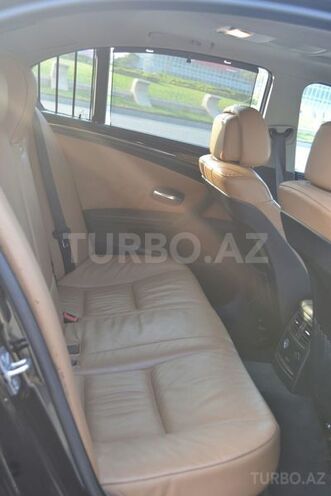 BMW 530 2009, 135,000 km - 3.0 л - Bakı