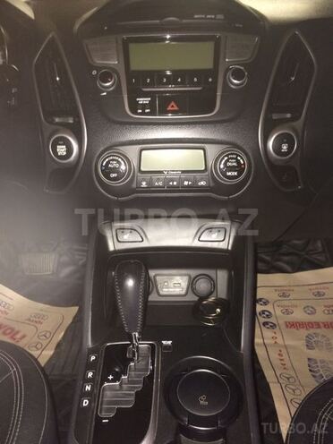 Hyundai ix35 2011, 83,300 km - 2.0 l - Bakı