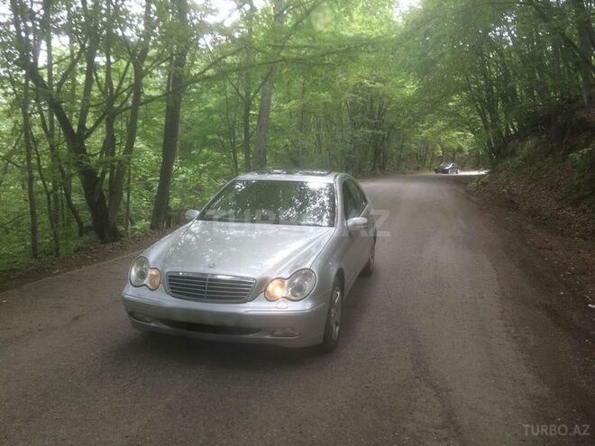 Mercedes C 240 2001, 272,000 km - 2.6 l - Bakı