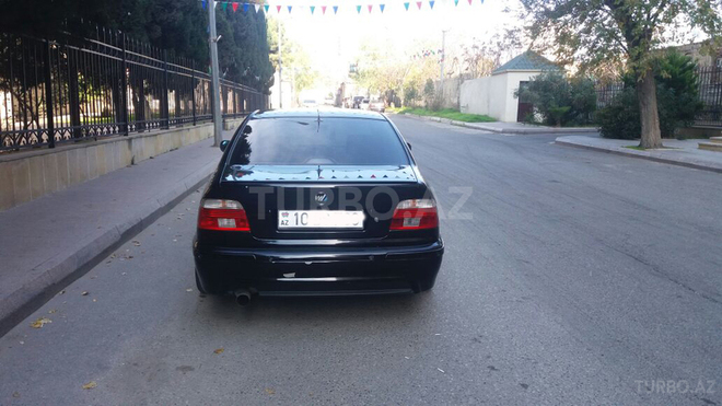 BMW 528 1999, 193,000 km - 2.8 л - Bakı