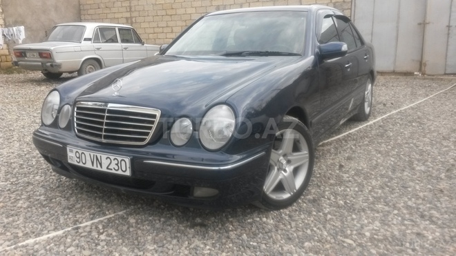 Mercedes E 240 1999, 240,000 km - 2.4 l - Bakı