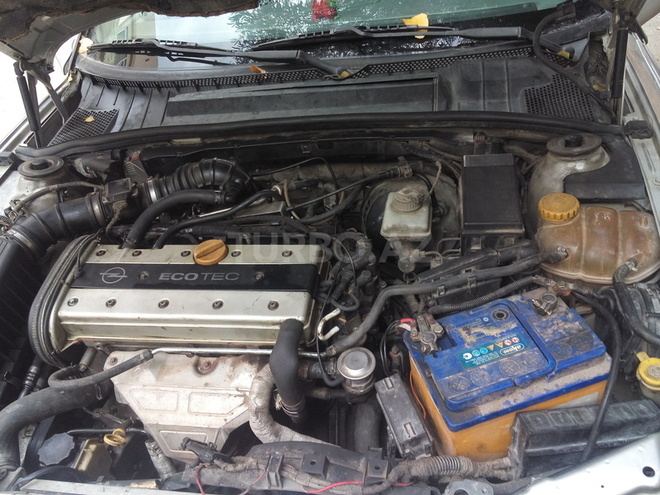 Opel Vectra 1996, 321,123 km - 2.0 l - Bakı