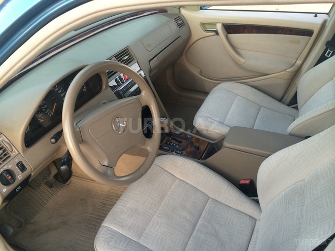 Mercedes C 180 1999, 203,000 km - 1.8 l - Bakı