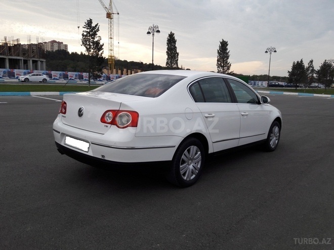 Volkswagen Passat 2008, 119,690 km - 1.8 л - Sumqayıt