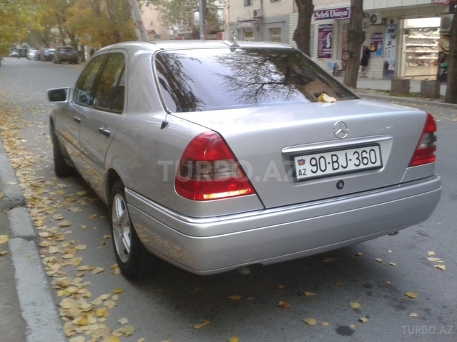 Mercedes C 180 1995, 249,000 km - 1.8 л - Bakı