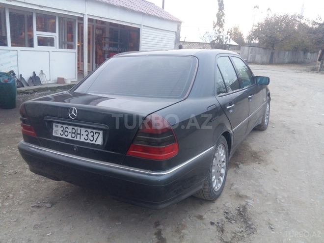 Mercedes C 180 1997, 280,000 km - 1.8 l - Qəbələ